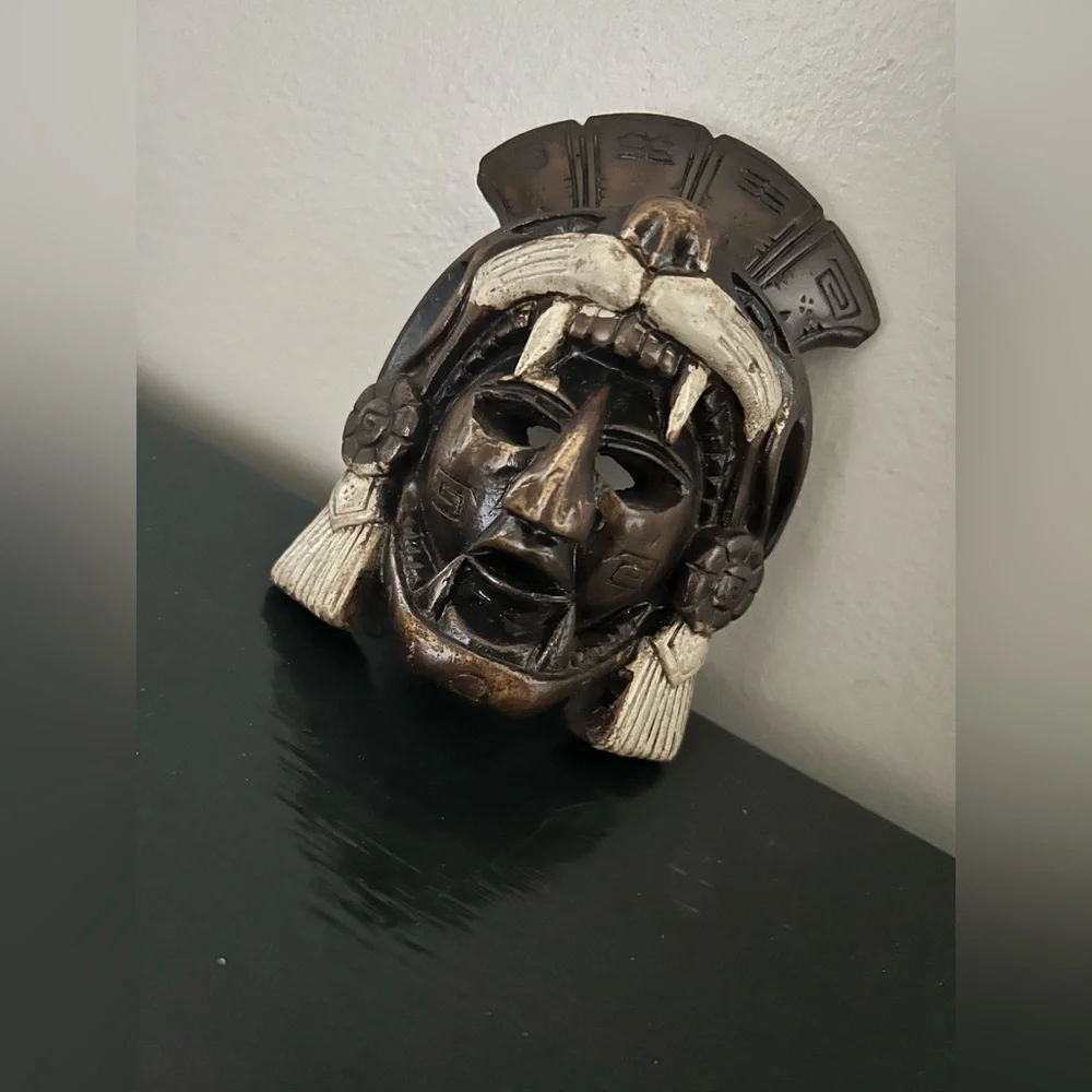 Authentic Mayan Aztec Warrior Mask artifact carved stone from Mexico rare EUC - Picture 3 of 9